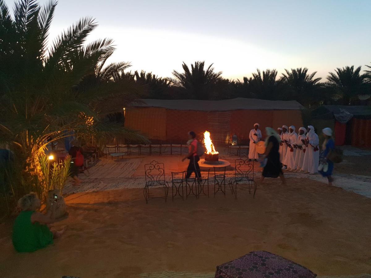 Auberge Sahara Garden Lac Yasmins Екстериор снимка