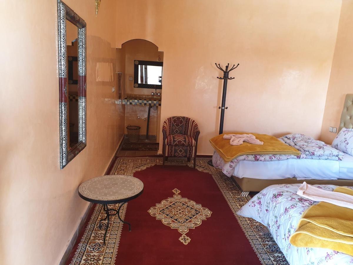 Auberge Sahara Garden Lac Yasmins Екстериор снимка