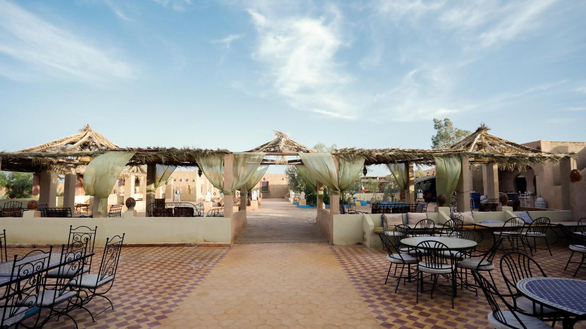 Auberge Sahara Garden Lac Yasmins Екстериор снимка
